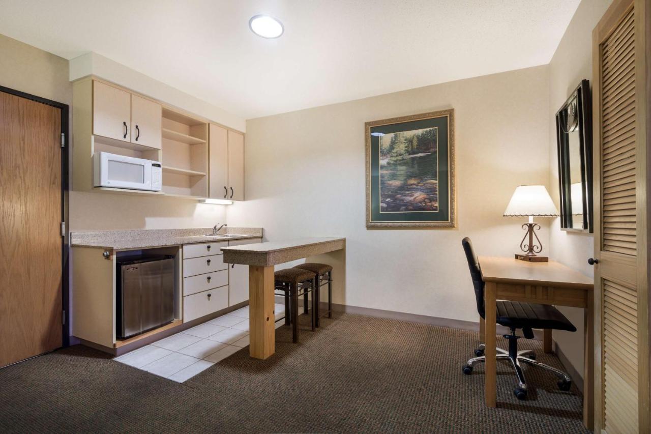 Best Western Golden Spike Inn & Suites Hill City Zewnętrze zdjęcie