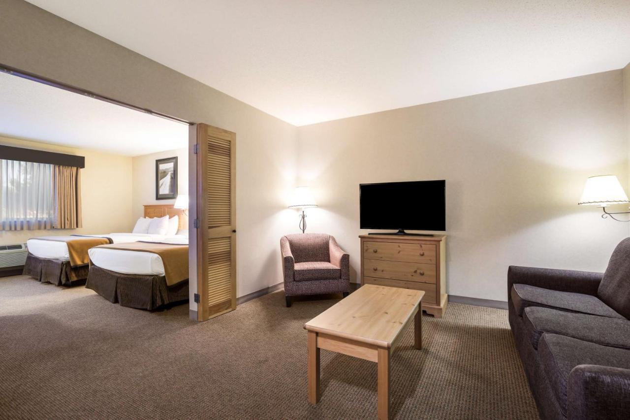 Best Western Golden Spike Inn & Suites Hill City Zewnętrze zdjęcie
