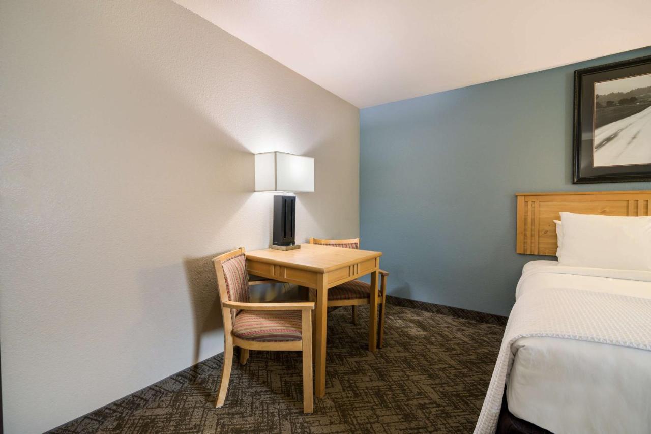 Best Western Golden Spike Inn & Suites Hill City Zewnętrze zdjęcie